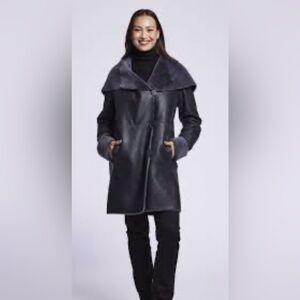 Blue Duck black shearling fur and suede coat- Size small